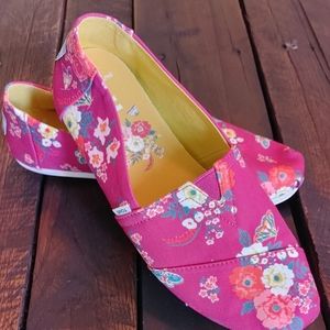 TOMS Alpargata Floral Shoe